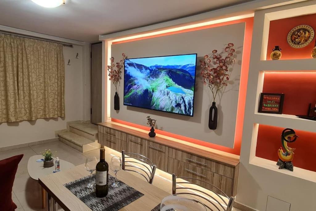 M&S Apartments เอเธนส์ ภายนอก รูปภาพ